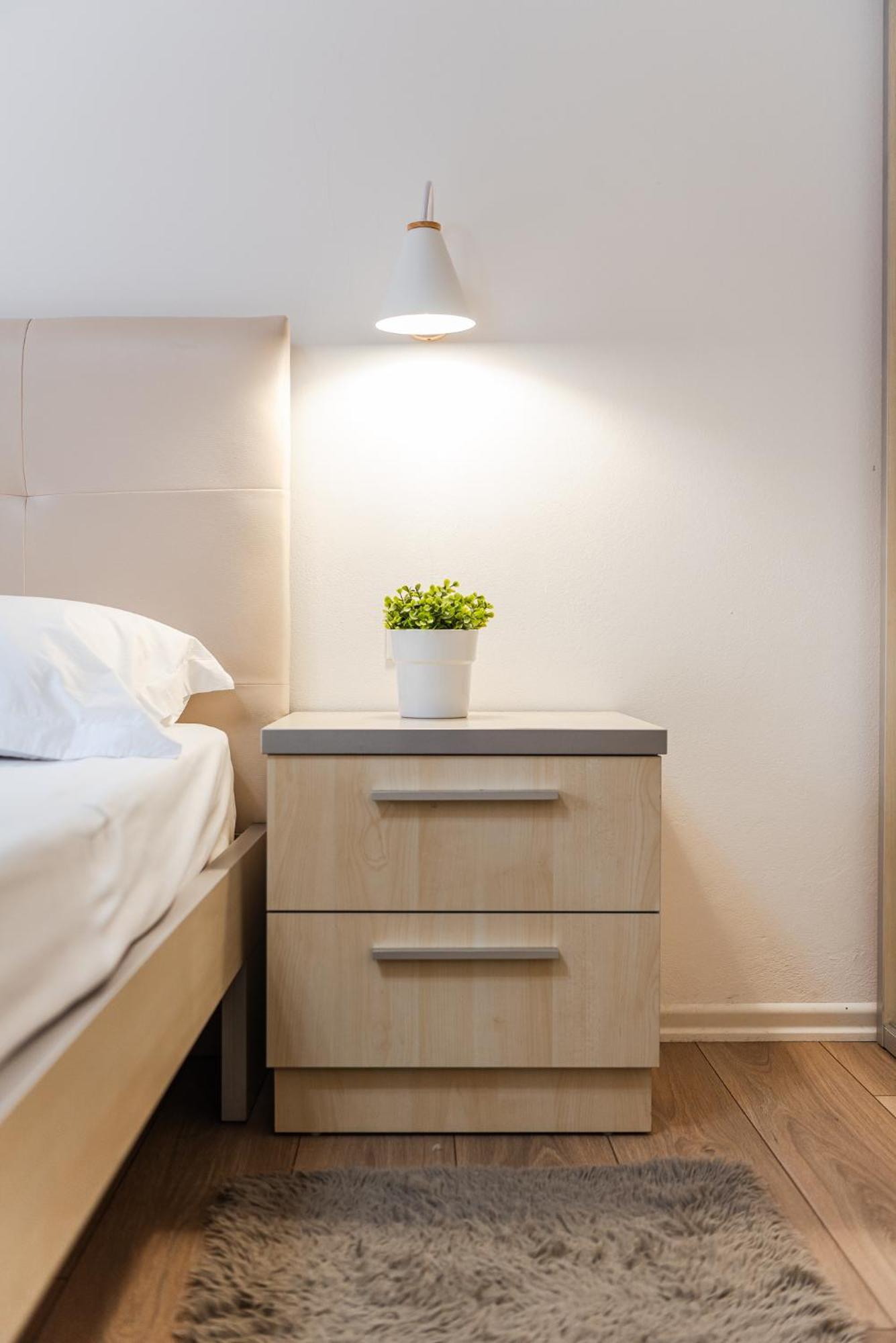 Noir Apartment By Kondo Stays Tiranë Eksteriør bilde