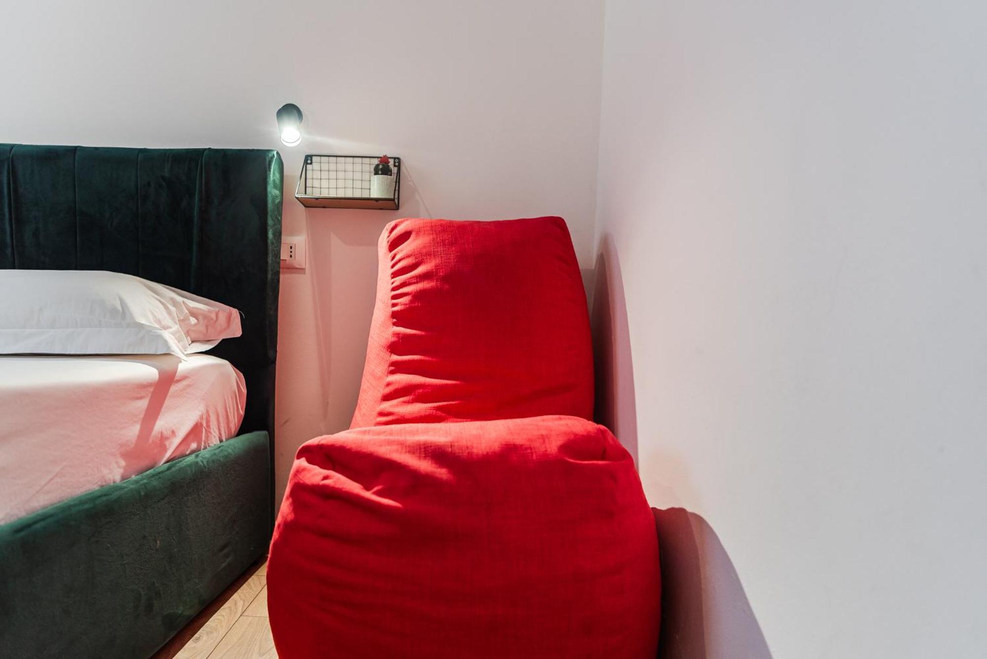 Noir Apartment By Kondo Stays Tiranë Eksteriør bilde
