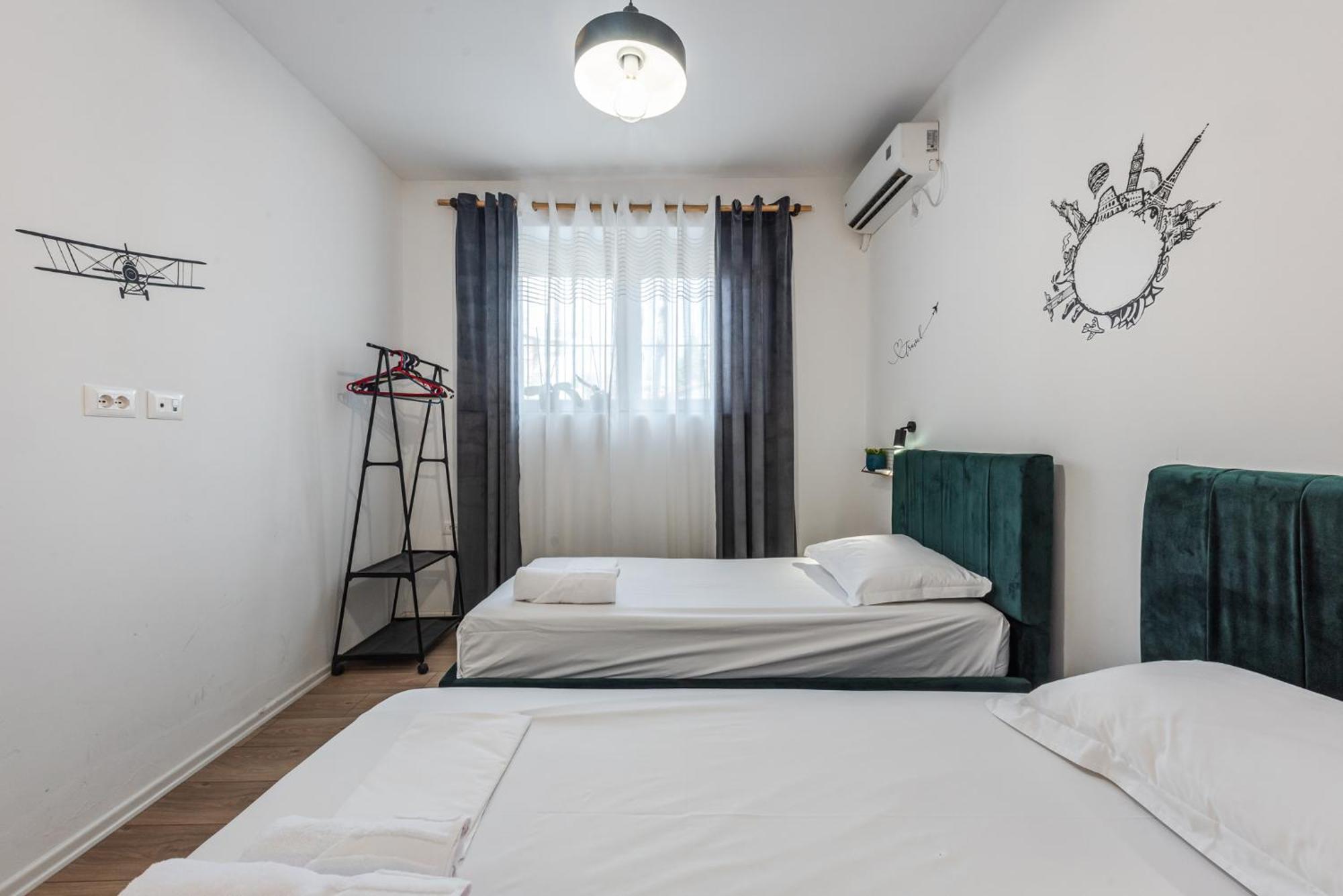 Noir Apartment By Kondo Stays Tiranë Eksteriør bilde