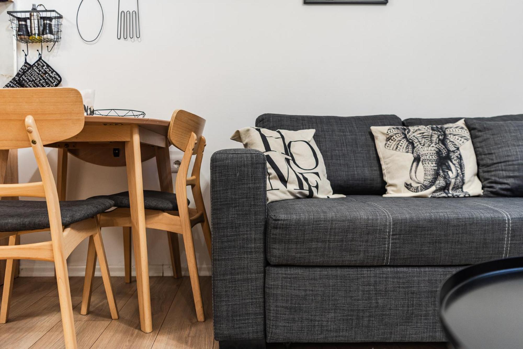 Noir Apartment By Kondo Stays Tiranë Eksteriør bilde