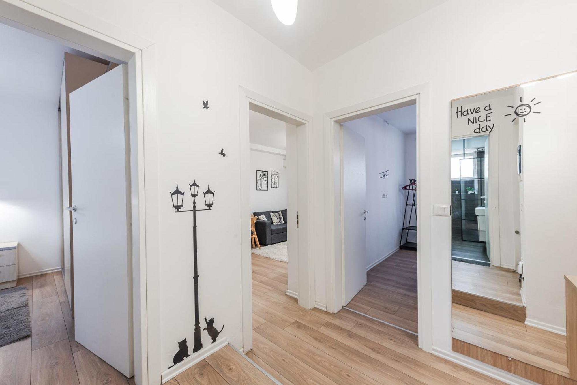 Noir Apartment By Kondo Stays Tiranë Eksteriør bilde