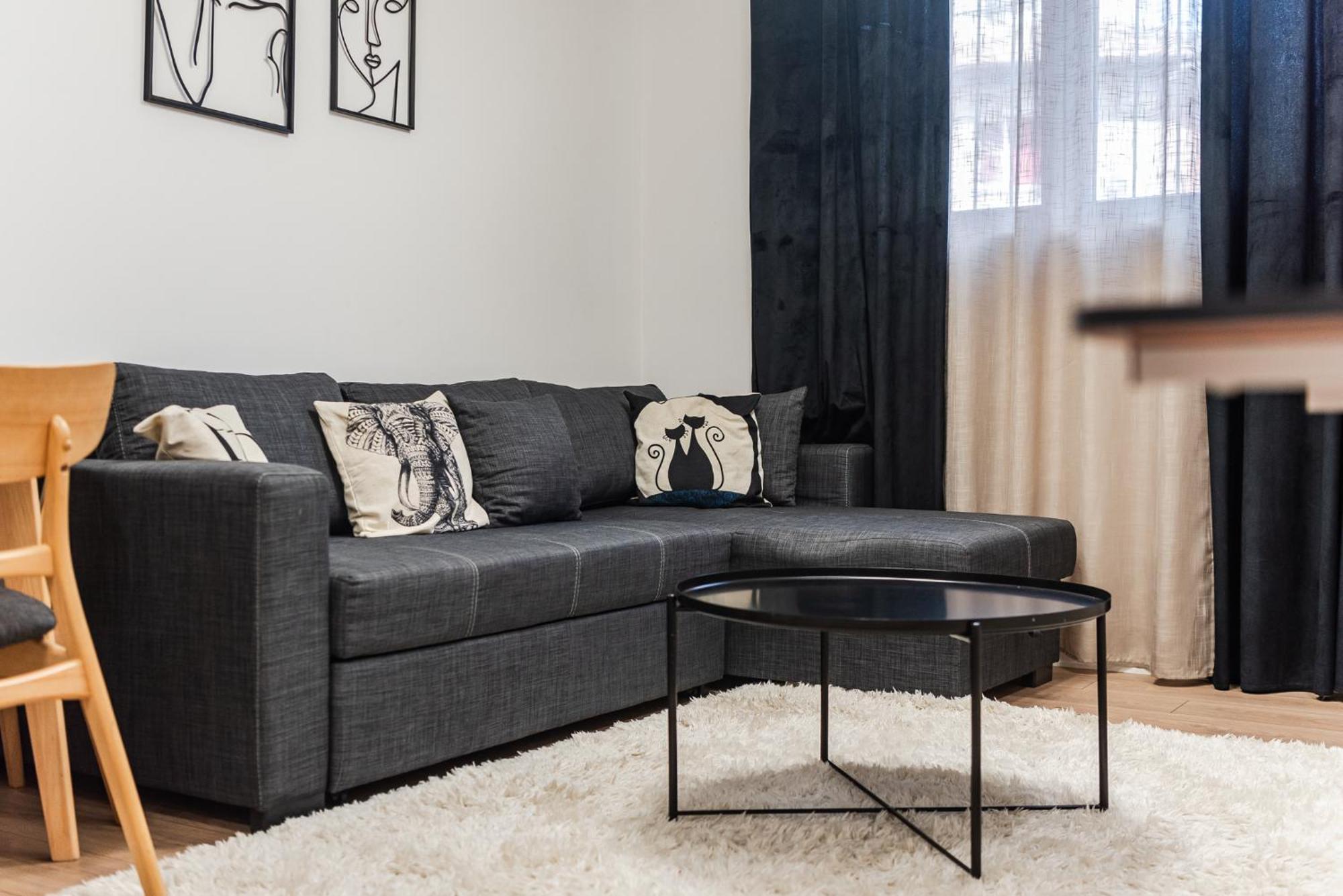 Noir Apartment By Kondo Stays Tiranë Eksteriør bilde
