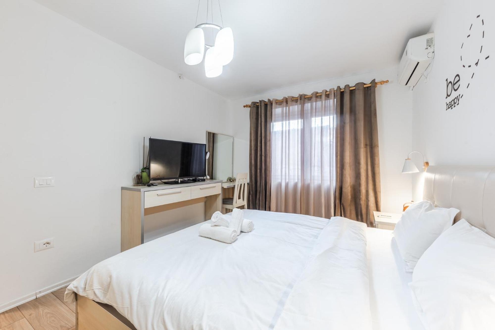 Noir Apartment By Kondo Stays Tiranë Eksteriør bilde